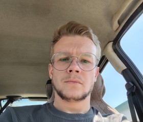 Aleksandr, 26, Elista