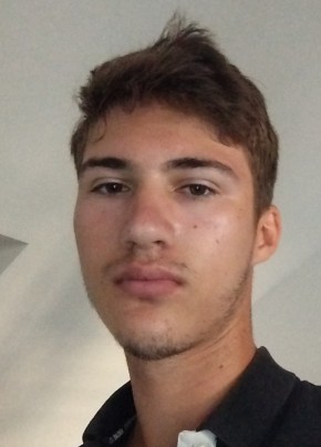 Arthur из Chambéry 18 лет