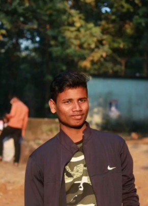 Karan mahalik, 18, India, Bhubaneswar