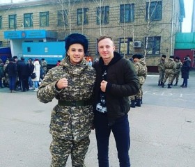 Виктор, 24 года, Астана
