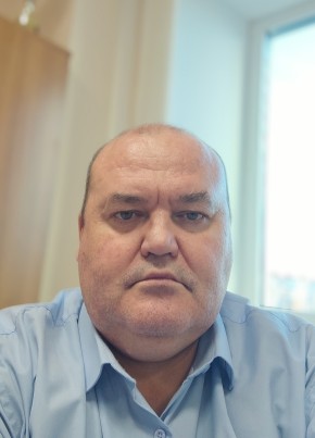 Евгений из Югорска 53 года