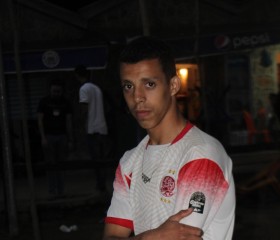 Salah, 23, Beni Mellal