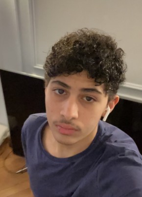 ynzz, 18, France, Paris