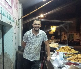 اشرف غرابة, 48, Tanda