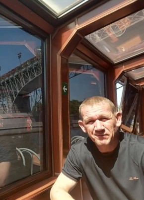Влад из Обнинска 47 лет