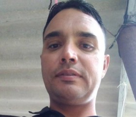 Lazaro, 35, Caibarien