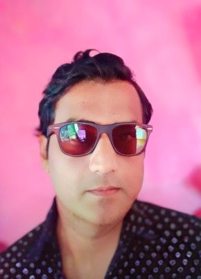 Aatif Khan, 39, India, Mumbai
