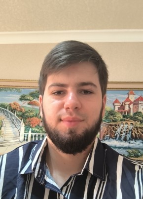 адам из Невинномысска 24 года