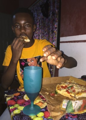 sex guy, 22, Ghana, Accra