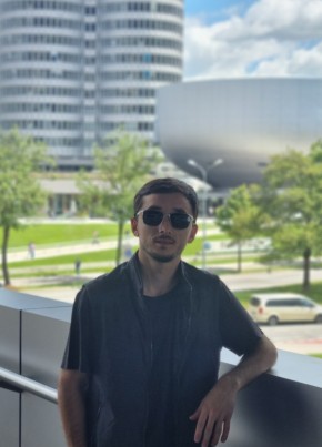 Jalol из München 25 лет