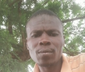 MOUKILA, 37, Yamoussoukro