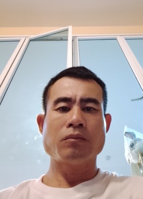 สมชาย из เชียงราย 44 года
