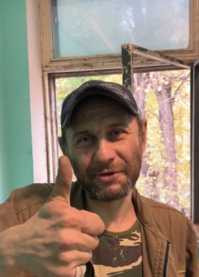 Заур из Москвы 42 года