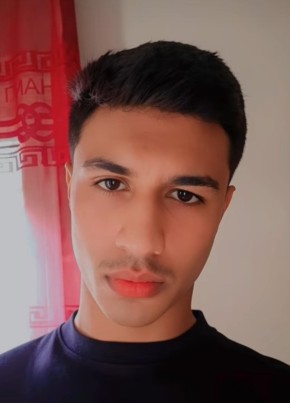 Monsieur pr из El Kala 18 лет