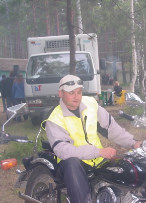 Павел из Екатеринбурга 52 года