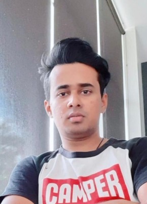 Lucky из මහනුවර 32 года