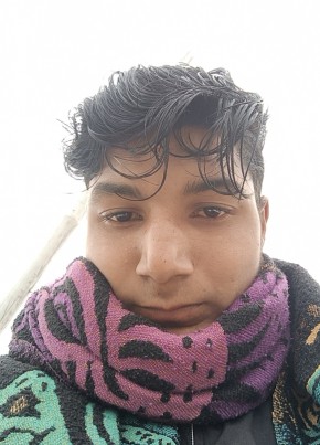 Karmveer, 21, India, Delhi