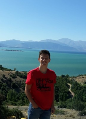 furkantarik, 23, Türkiye Cumhuriyeti, Yomra