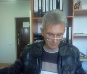 Александр, 57 лет, Волгоград
