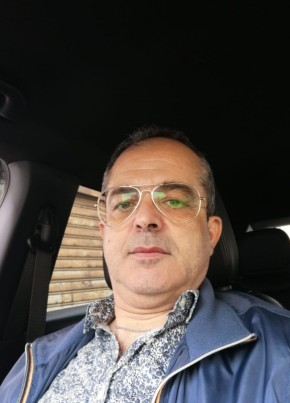 Antonio, 52, Repubblica Italiana, Roma