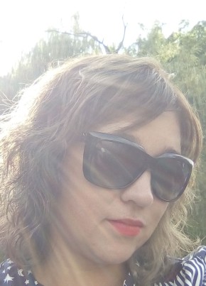 Алена, 37, Россия, Саратов