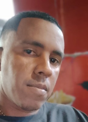 Vinícius из Nova Iguaçu 38 лет