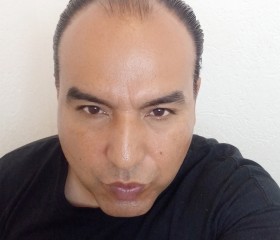 Jose, 39, Chicago