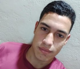 Julio Ferreira A, 23 года, Limpio