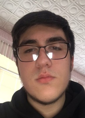 Алексей из Стрежевоя 23 года
