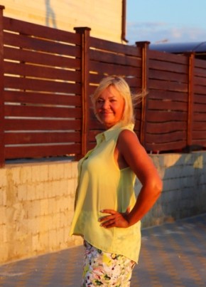 Ilona, 50, Россия, Смоленск