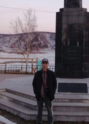 Дмитрий из Охотска 43 года