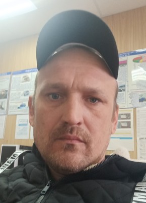 михаил из Ишима 42 года