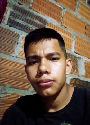 Yoiner, 20, Colombia, Garzon