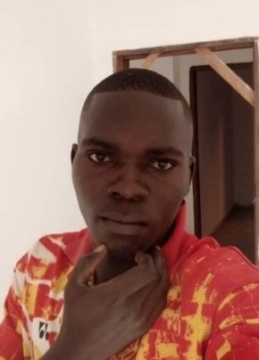 ERICK, 27, Uganda, Kampala