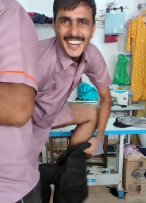 Anil, 18, India, Kochi