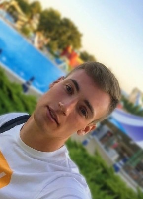 Юрий, 27, Россия, Ермолино