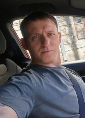 Антон из Сертолово 41 год