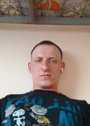 Антон, 39, Россия, Волхов