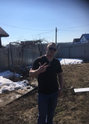 Олег, 33, Россия, Нижнекамск