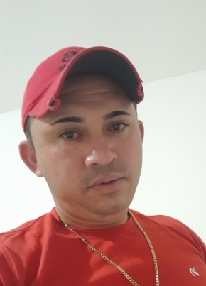 Luciano, 35, República Federativa do Brasil, Fortaleza