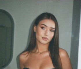 Anya, 21, Moscow