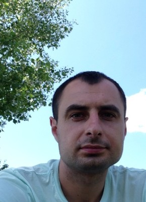 Роман, 32, Україна, Харків