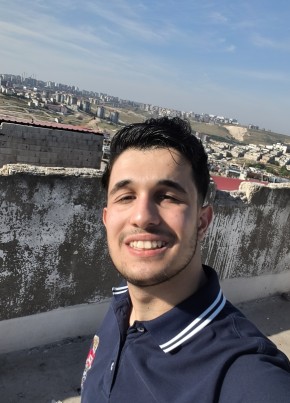 Talha из Gaziantep 19 лет