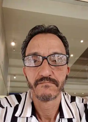 Mustapha из Milano 56 лет