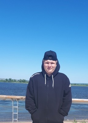 Иван, 22, Россия, Нижнекамск
