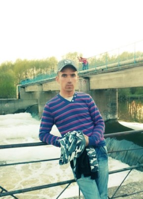 Василий, 32, Россия, Яранск