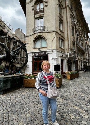Лена, 50, Romania, București