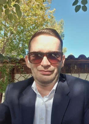 Tony_toni, 35, Albania, Tirana