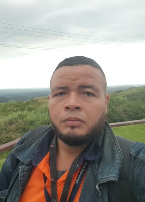 Roberto Carlos, 40, República de Nicaragua, Managua