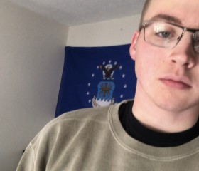 Charles, 26, Huntington (State of Indiana)